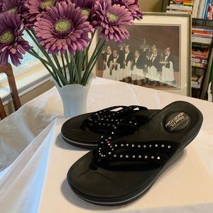 Sketchers Wedge Memory Foam Flexed Fit  Sandals